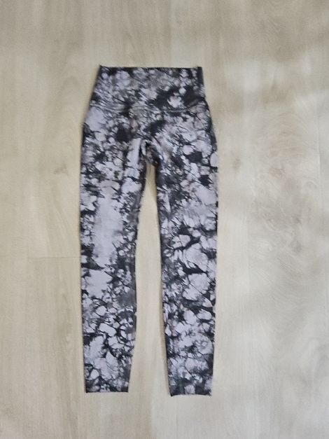 Lululemon Athletica Black And Gray Tie-Dye Leggings